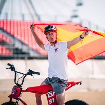 T-SHIRT RED BULL GASGAS...